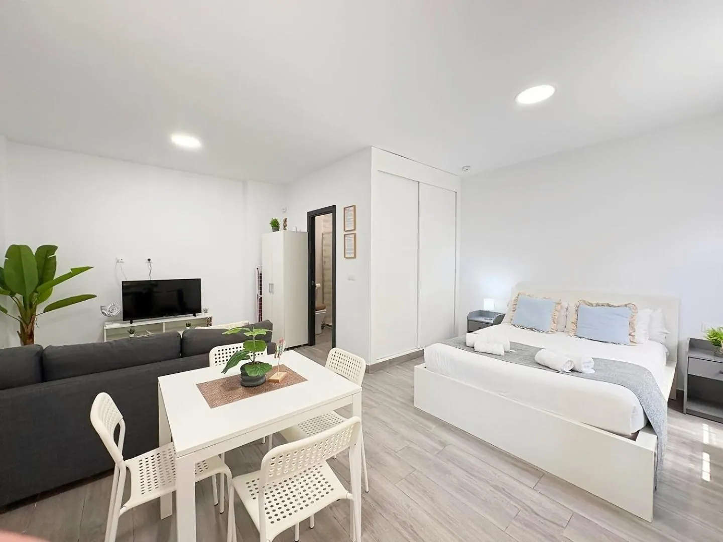 Apartamento La Paloma B Apartamento En Malaga